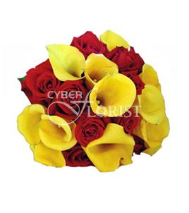 bouquet of roses and calla lilies